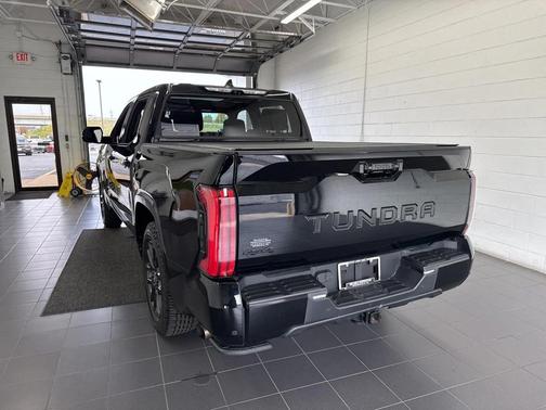 2022 Toyota Tundra Platinum