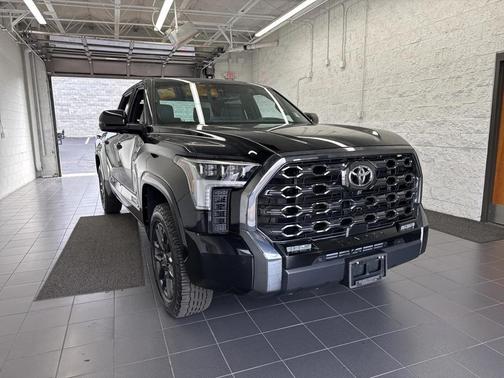2022 Toyota Tundra Platinum