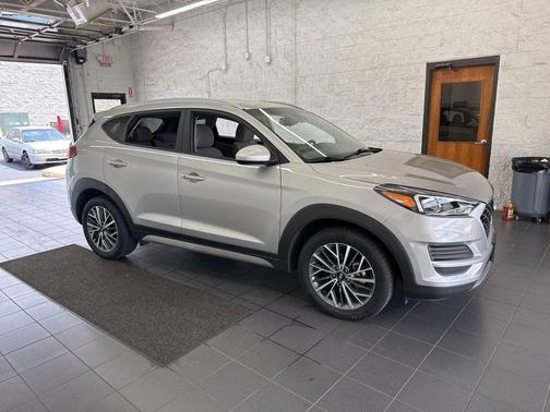 Stellar Silver 2020 Hyundai TUCSON SEL