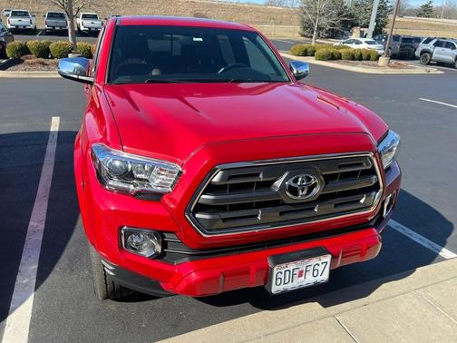 2017 Toyota Tacoma Limited