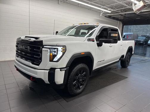 2025 GMC Sierra 2500 AT4