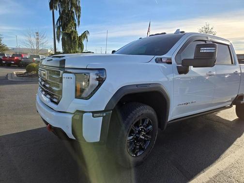 2025 GMC Sierra 2500 AT4