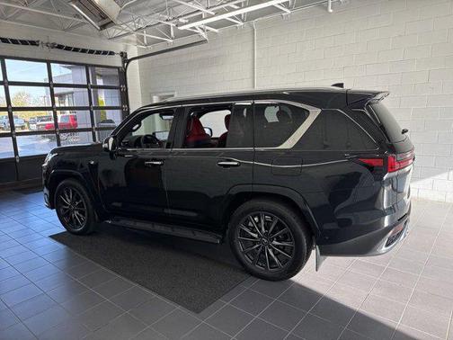 Caviar 2025 Lexus LX 700h F SPORT