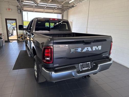 Granite Crystal Metallic Clearcoat 2025 RAM 2500 Tradesman Crew Cab 4x4 6'4' Box