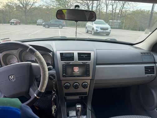 2008 Dodge Avenger SE