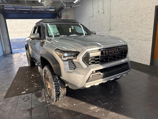 2026 Toyota Tacoma Hybrid Trailhunter