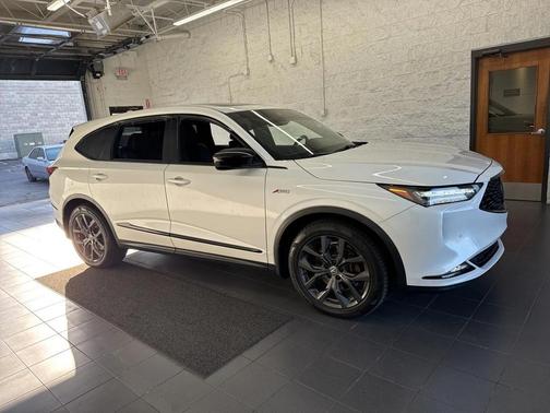 2022 Acura MDX A-Spec Package