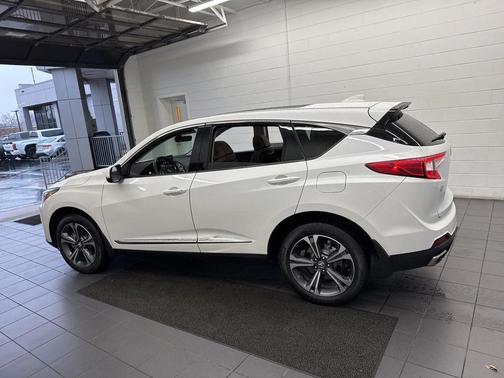 2023 Acura RDX Advance Package