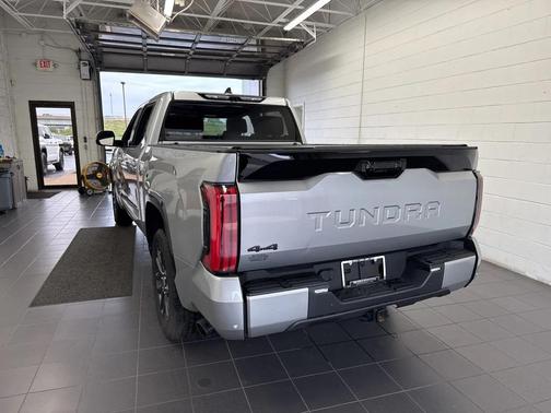 2023 Toyota Tundra Platinum