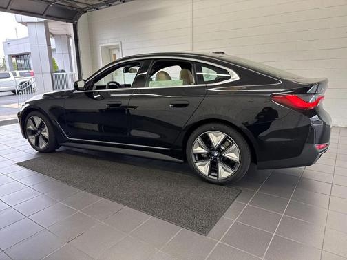 Black Sapphire 2025 BMW i4 Gran Coupe xDrive40