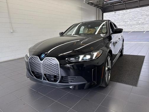 Black Sapphire 2025 BMW i4 Gran Coupe xDrive40