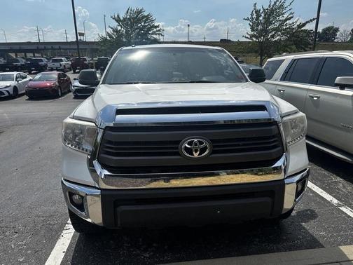 2015 Toyota Tundra SR5