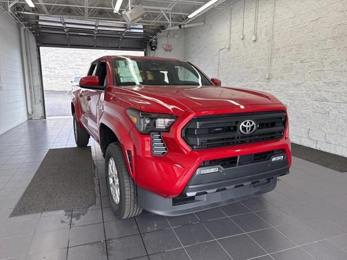 2025 Toyota Tacoma SR5