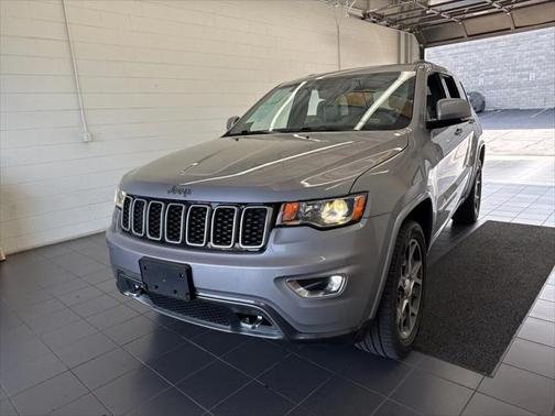 2018 Jeep Grand Cherokee Sterling Edition