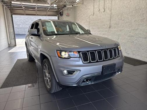 2018 Jeep Grand Cherokee Sterling Edition
