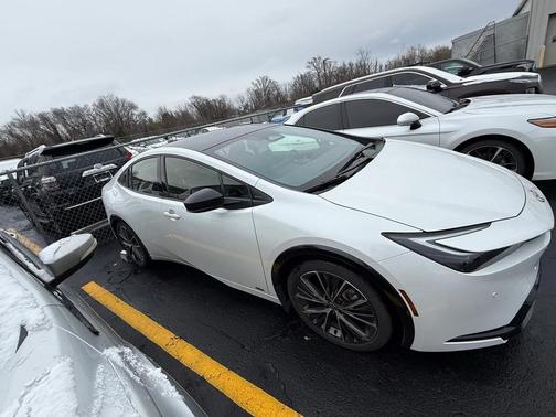 2024 Toyota Prius XLE