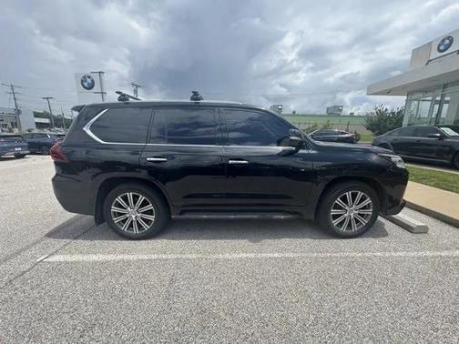2016 Lexus LX 570 Base