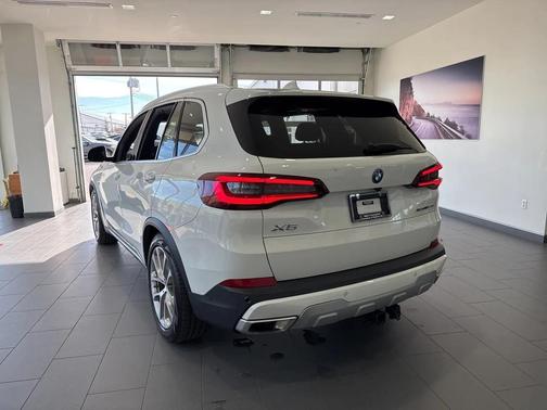 2023 BMW X5 PHEV xDrive45e