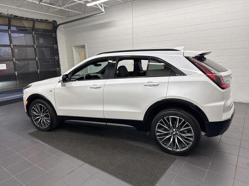 2024 Cadillac XT4 Sport