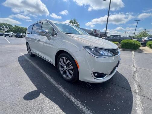 2019 Chrysler Pacifica Limited