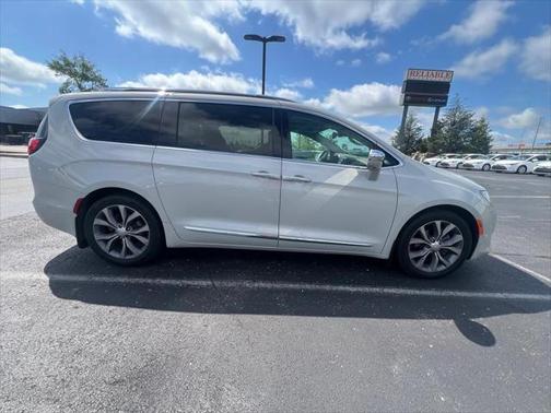 2019 Chrysler Pacifica Limited