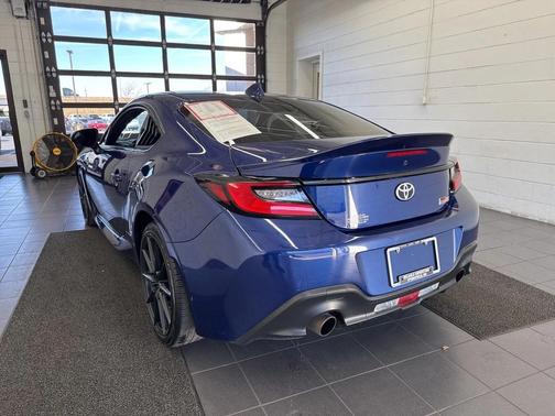 2022 Toyota GR86 Premium