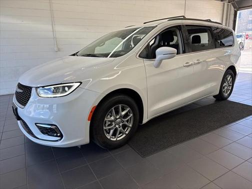 2021 Chrysler Pacifica Touring