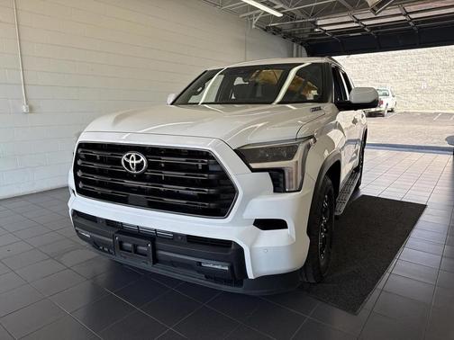 2025 Toyota Sequoia SR5