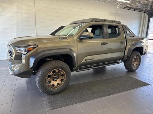 2025 Toyota Tacoma Hybrid Trailhunter