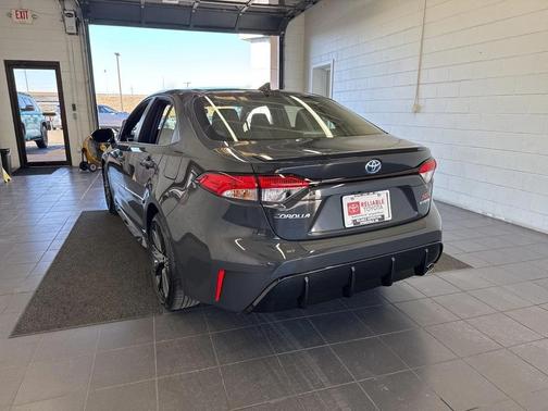 2024 Toyota Corolla Hybrid SE