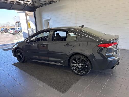 2024 Toyota Corolla Hybrid SE