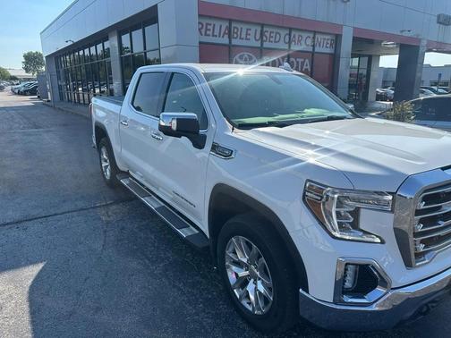 2021 GMC Sierra 1500 SLT