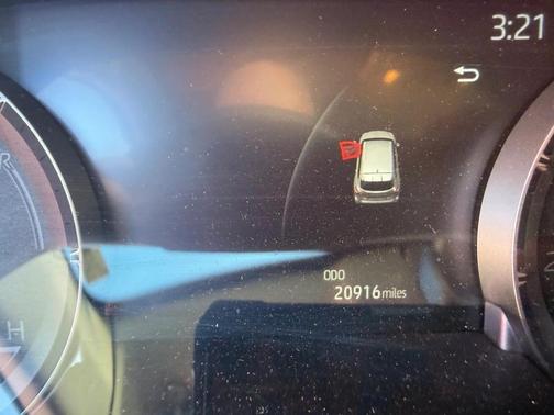 2024 Toyota Highlander Hybrid XLE