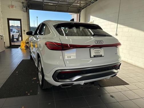 2025 Audi Q5 Premium Plus TFSI quattro S tronic