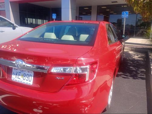 2014 Toyota Camry SE