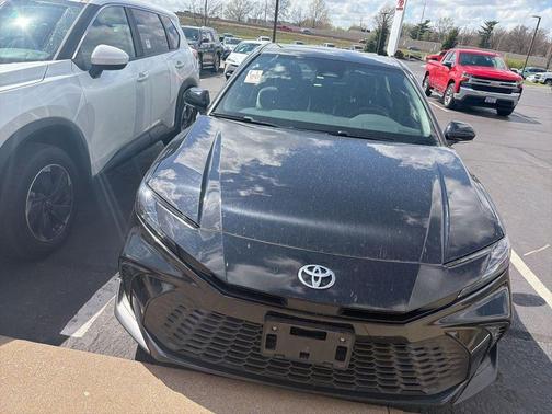 Black Metallic 2025 Toyota Camry SE