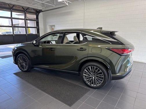 2026 Lexus RX 450h+ Base