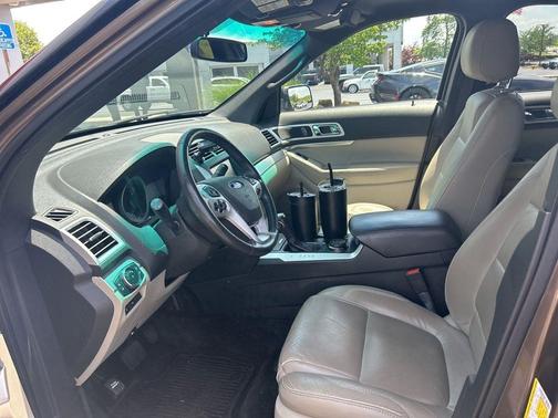 Ruby Red Metallic Tinted Clearcoat 2015 Ford Explorer XLT