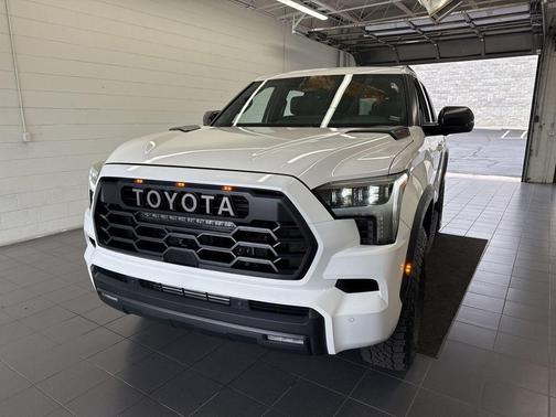 Ice 2024 Toyota Sequoia TRD Pro