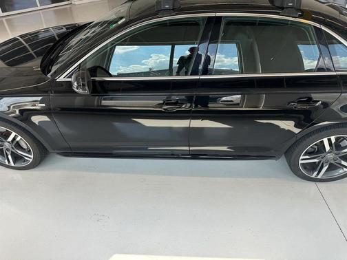 2017 Audi A4 2.0T Premium Plus