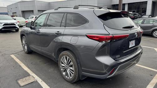 2021 Toyota Highlander Platinum