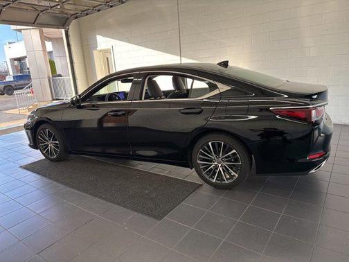 2024 Lexus ES 350 Base