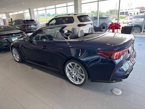 Tanzanite Blue II Metallic 2027 BMW M4 Competition xDrive