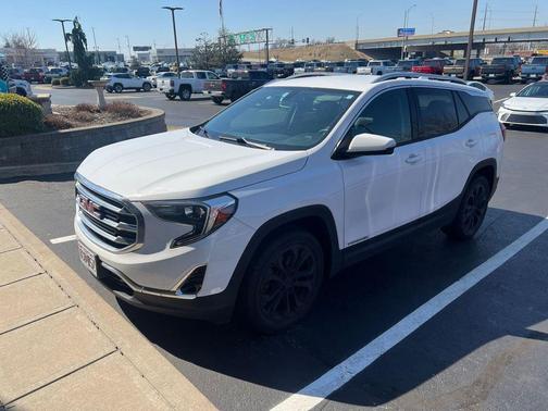 Summit White 2019 GMC Terrain SLT