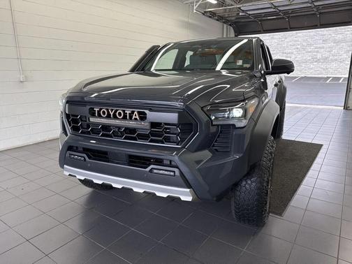 2024 Toyota Tacoma Hybrid Trailhunter