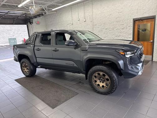 2024 Toyota Tacoma Hybrid Trailhunter