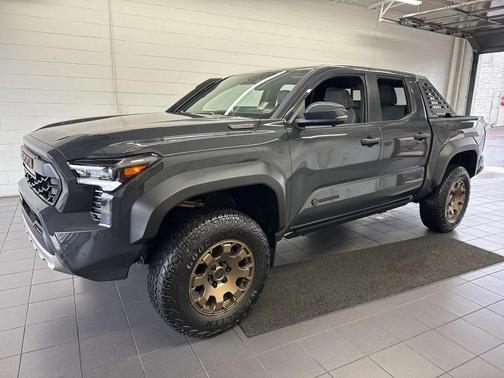 2024 Toyota Tacoma Hybrid Trailhunter