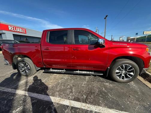 2023 Chevrolet Silverado 1500 LT
