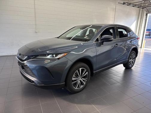 2024 Toyota Venza LE