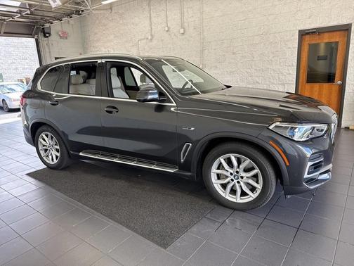 2023 BMW X5 PHEV xDrive45e